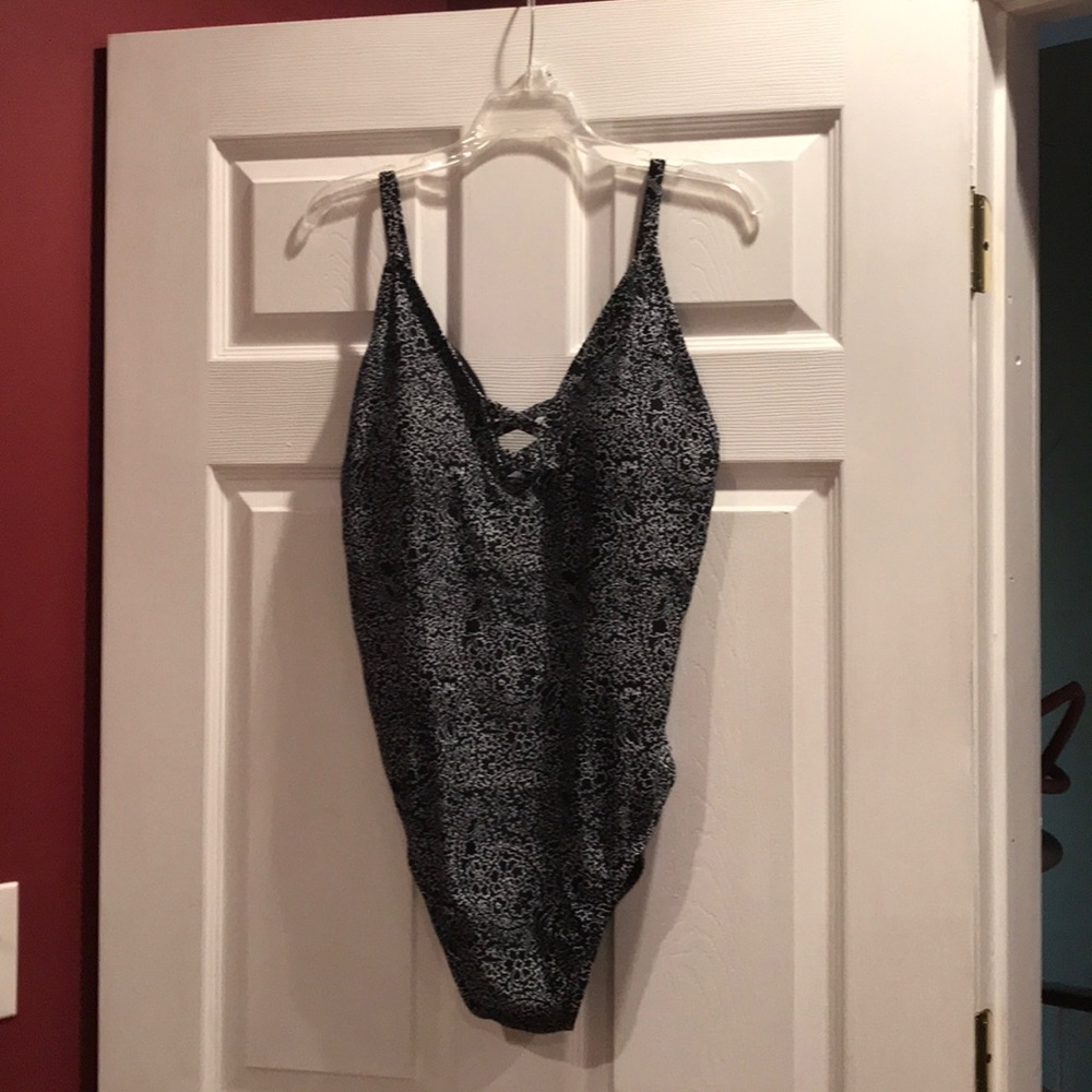 Bathing suit